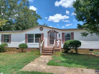 102 Sagewood Court, Fountain Inn, SC 29644