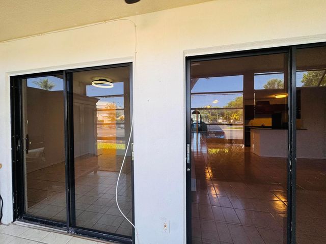809 NE 199th Street 105-7, Miami, FL 33179