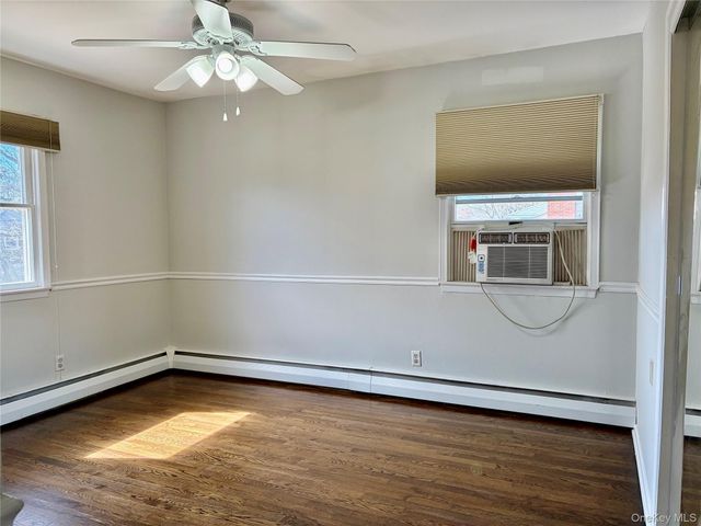 14 Glendale Drive, Melville, NY 11747