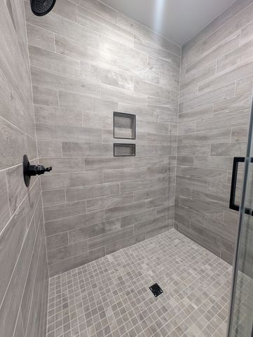 1720 Allison Ave, Columbia, TN 38401