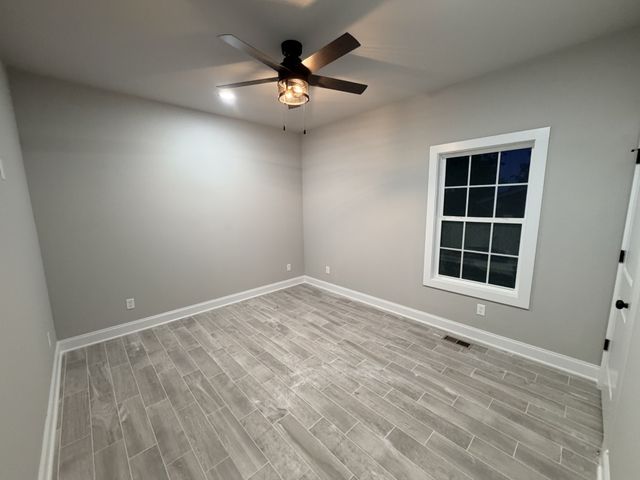 1720 Allison Ave, Columbia, TN 38401