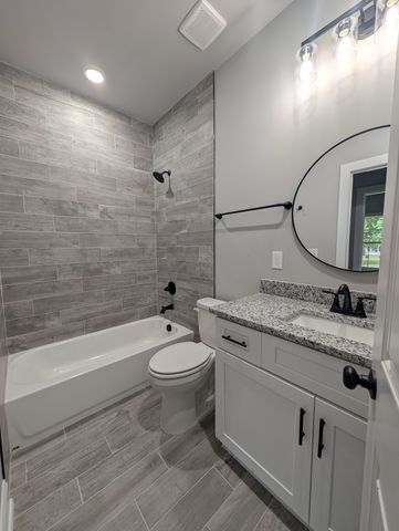 1720 Allison Ave, Columbia, TN 38401