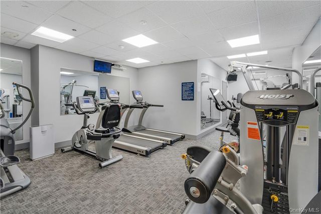 23 Water Grant Street 8I, Yonkers, NY 10701