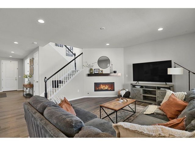 1425 Hart Ln, Elizabeth, CO 80107
