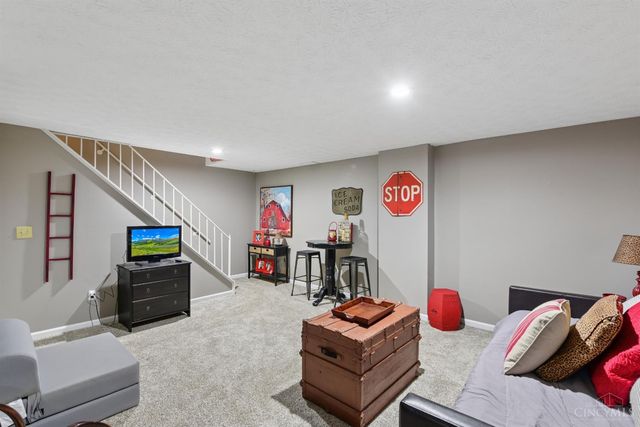 125 Chapel Hill Drive, Fairfield, OH 45014