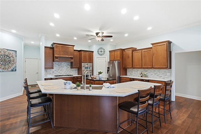 555 Heatherwoode Circle, Springboro, OH 45066