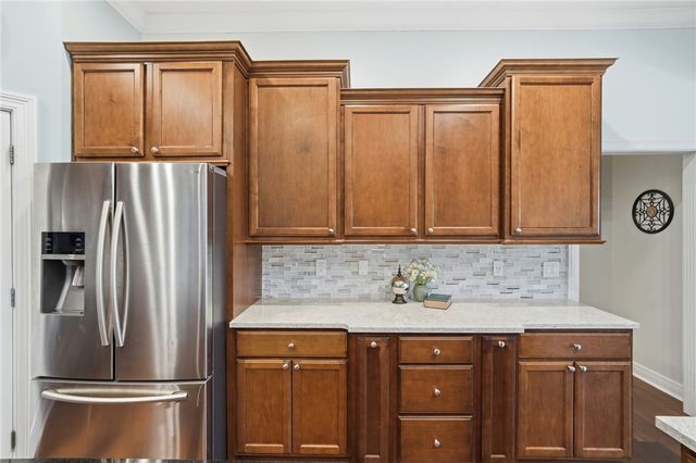 555 Heatherwoode Circle, Springboro, OH 45066