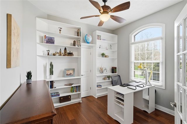 555 Heatherwoode Circle, Springboro, OH 45066