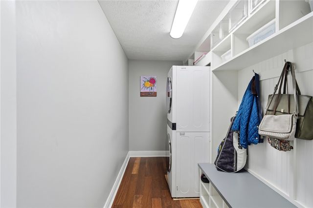 555 Heatherwoode Circle, Springboro, OH 45066