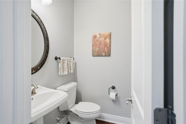 555 Heatherwoode Circle, Springboro, OH 45066