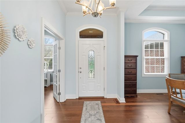 555 Heatherwoode Circle, Springboro, OH 45066