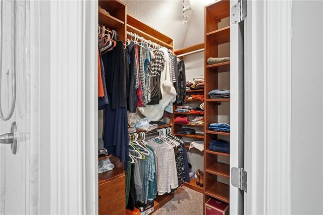 555 Heatherwoode Circle, Springboro, OH 45066