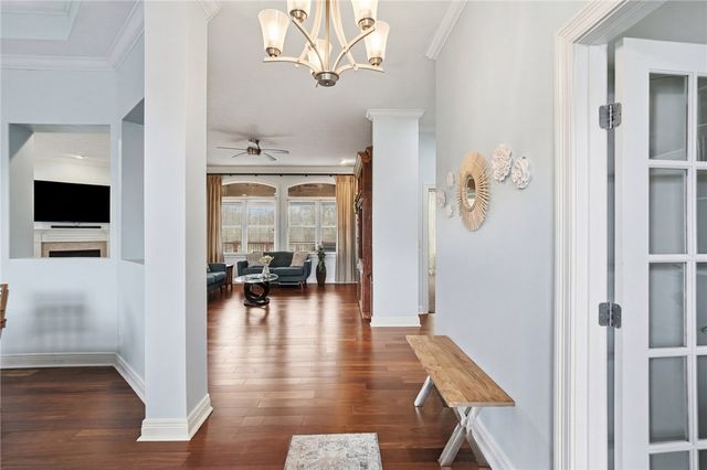 555 Heatherwoode Circle, Springboro, OH 45066