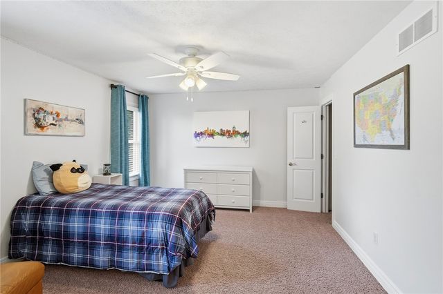 555 Heatherwoode Circle, Springboro, OH 45066