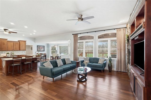 555 Heatherwoode Circle, Springboro, OH 45066