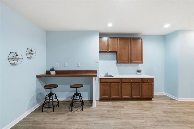 555 Heatherwoode Circle, Springboro, OH 45066