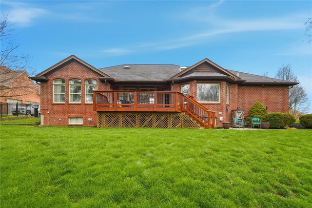 555 Heatherwoode Circle, Springboro, OH 45066