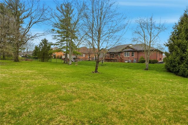 555 Heatherwoode Circle, Springboro, OH 45066