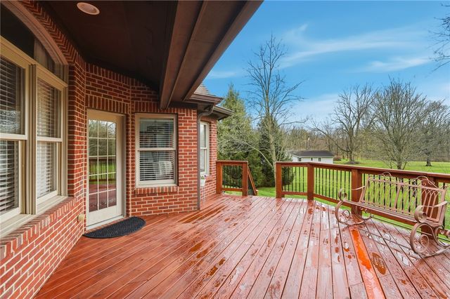 555 Heatherwoode Circle, Springboro, OH 45066