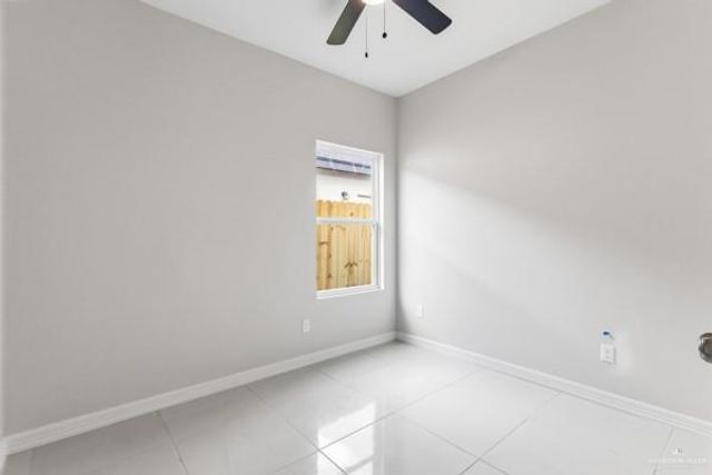 4221 Heron Avenue 17, Mcallen, TX 78504