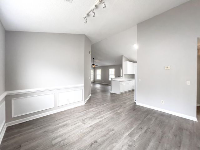 307 Sunburst Way, Summerville, SC 29483