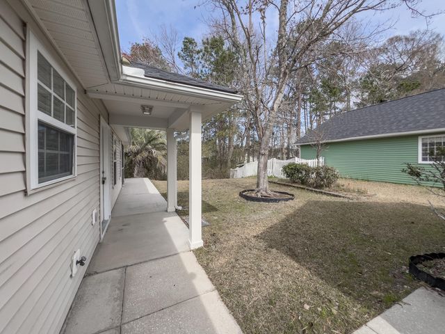307 Sunburst Way, Summerville, SC 29483