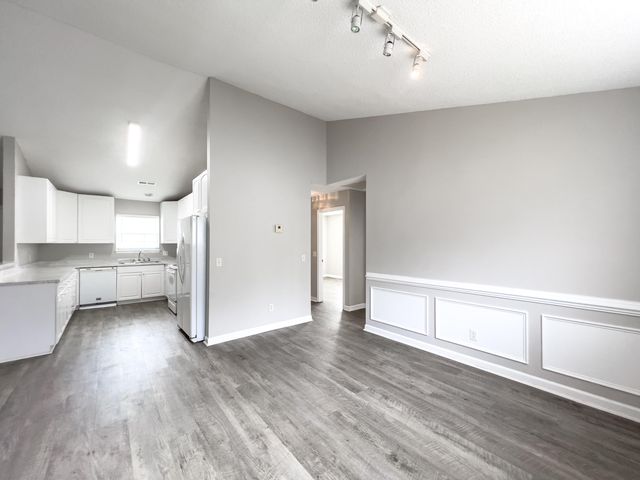 307 Sunburst Way, Summerville, SC 29483