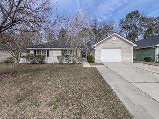 307 Sunburst Way, Summerville, SC 29483