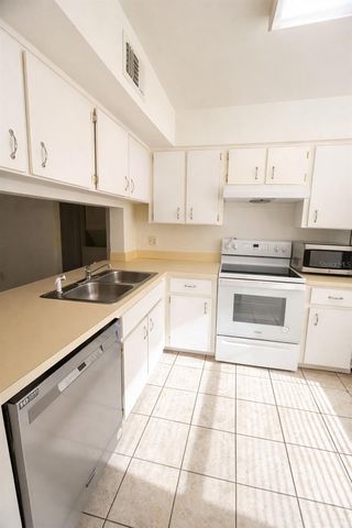 3244 CANDLE RIDGE COURT 202, Orlando, FL 32822