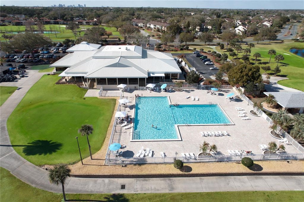 Image 43 of property listing at 3244 CANDLE RIDGE DRIVE 202, Orlando, FL 32822