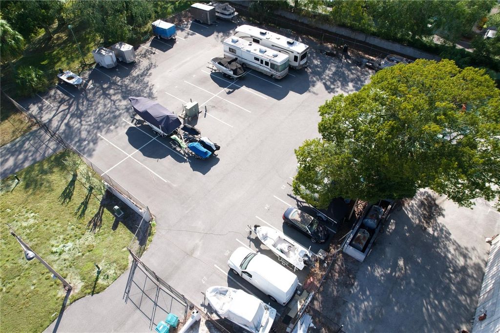 Image 57 of property listing at 3244 CANDLE RIDGE DRIVE 202, Orlando, FL 32822