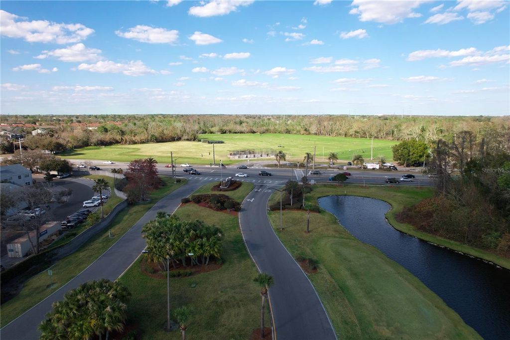 Image 58 of property listing at 3244 CANDLE RIDGE DRIVE 202, Orlando, FL 32822