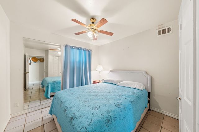 2410 S Franklin Street, Dallas, TX 75233