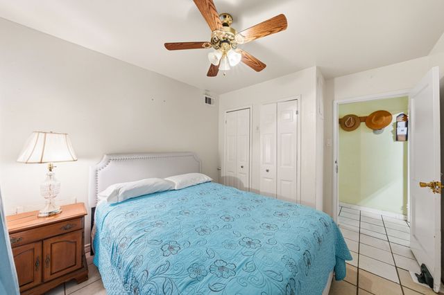 2410 S Franklin Street, Dallas, TX 75233