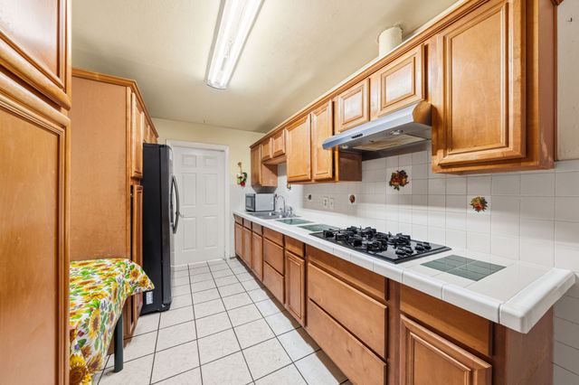 2410 S Franklin Street, Dallas, TX 75233
