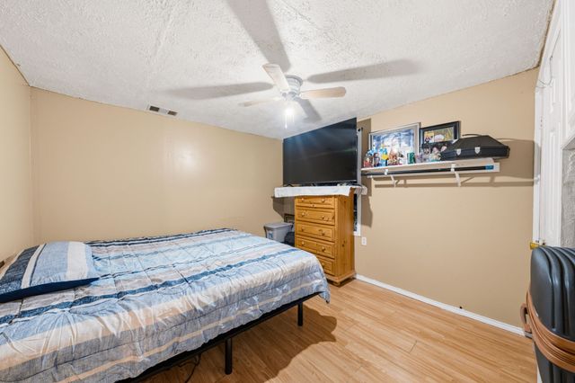 2410 S Franklin Street, Dallas, TX 75233
