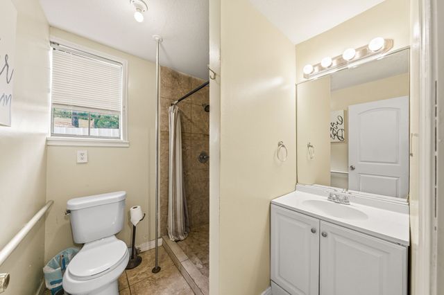 2410 S Franklin Street, Dallas, TX 75233