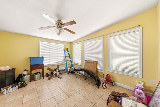 2410 S Franklin Street, Dallas, TX 75233