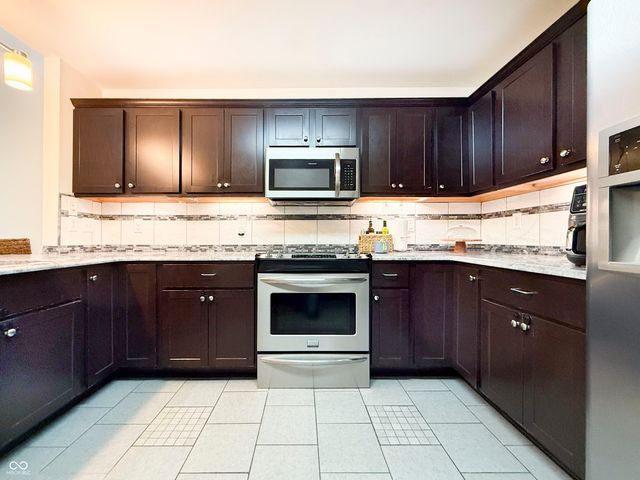 16947 Cimarron Pass, Noblesville, IN 46060
