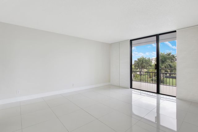 1500 Presidential Way 404, West Palm Beach, FL 33401