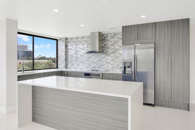 1500 Presidential Way 404, West Palm Beach, FL 33401
