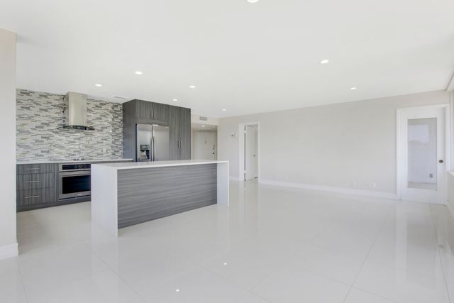 1500 Presidential Way 404, West Palm Beach, FL 33401