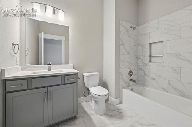5930 Eagle Glen View 101, Colorado Springs, CO 80919