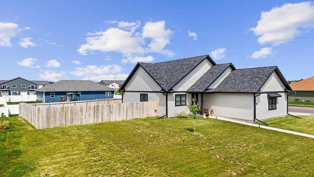 721 Roosevelt Street, Baraboo, WI 53913