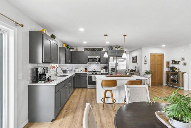 721 Roosevelt Street, Baraboo, WI 53913