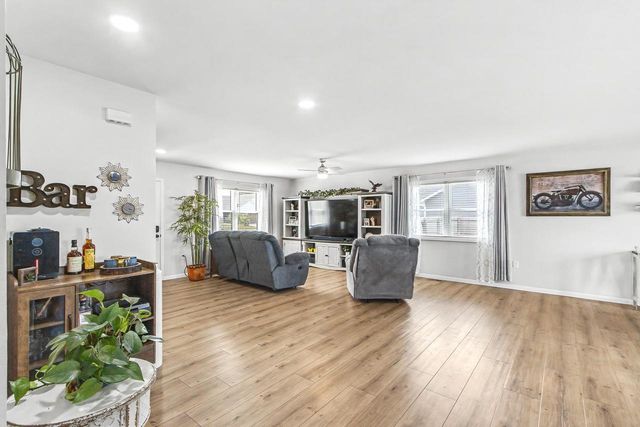 721 Roosevelt Street, Baraboo, WI 53913