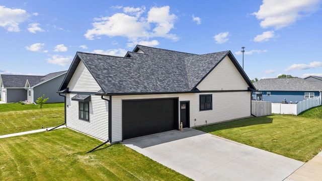 721 Roosevelt Street, Baraboo, WI 53913
