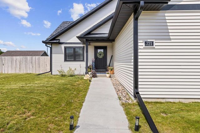 721 Roosevelt Street, Baraboo, WI 53913