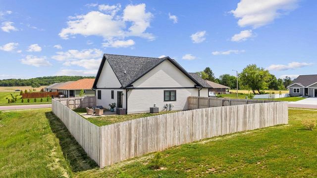 721 Roosevelt Street, Baraboo, WI 53913