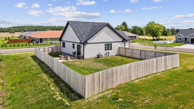 721 Roosevelt Street, Baraboo, WI 53913
